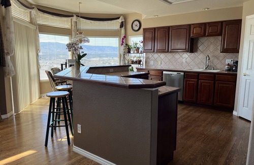 Northgate House | Amazing view of Pikes Peak