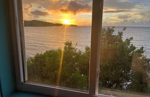 Bolongo Bay Condo | Amazing views! Spacious 2 BR,2 bath ocean front villa with 3 pools,2 restaurants