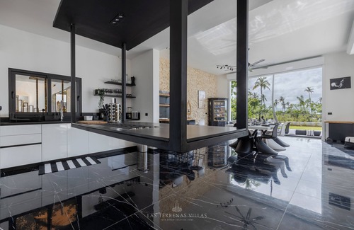 Las Galeras Villa | Amazing Villa with the exceptional sea view. n1mn walk Playa Aserradero