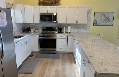Bumpass House | Amazing Waterfront Home in Private setting w/fiber internet!