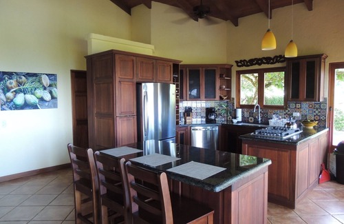 Ballena House | Amazing Whitewater View Of The Ballena Marine Preserve Islands