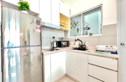 Malacca City Apartment | Amber 2B2B Cozy apt Wi-Fi TV Box near Encore Melaka