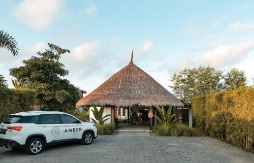 Selong Belanak Resort | Amber Lombok Beach Resort