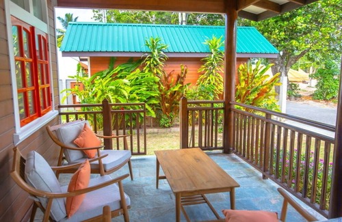 La Digue Villa | Ambiance Villa is nestled in the heart of La digue