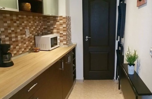 Sector 4 Apartment | Ambient călduros, confortabil Sudului 810 by MRG