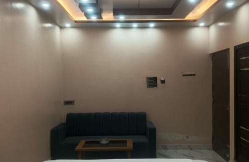 Nawada Hotel | Ambika Residency