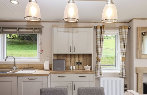 Bradninch Cottage | AMBLESIDE, pet friendly, with a garden in Cullompton