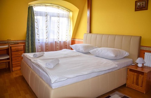 Nagykanizsa Bed & Breakfast | Ambrózia Guesthouse