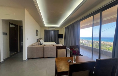 Aamchit Hotel | Amchit Grand Hotel