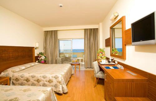 Cenger Resort | Amelia Beach Resort Hotel - All Inclusive