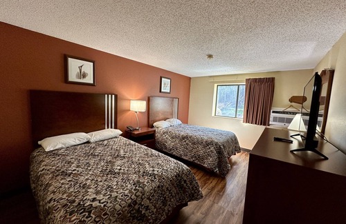 Alexander City Hotel | American Inn