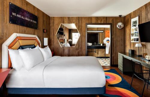 Flagstaff Hotel | Americana Motor Hotel