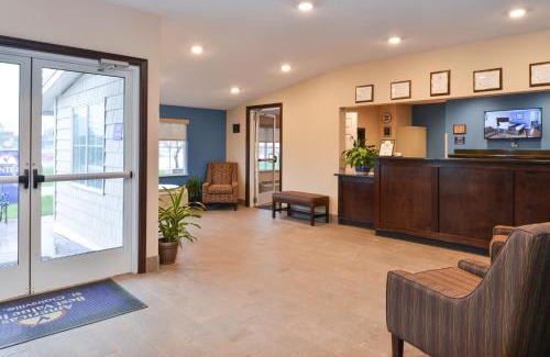 Barton Hotel | Americas Best Value Inn & Suites St Clairsville Wheeling