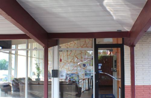 Geneva Hotel | Americas Best Value Inn Geneva