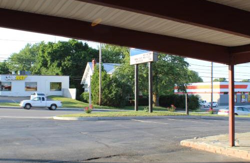 Geneva Hotel | Americas Best Value Inn Geneva