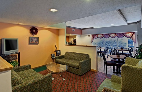 Waukegan Hotel | Americas Best Value Inn & Suites Waukegan Gurnee