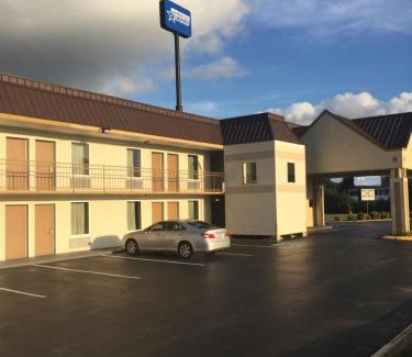 Manchester Hotel | Americas Best Value Inn-Manchester