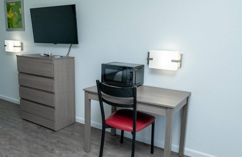 Burnside Hotel | Americas Best Value Inn Donaldsonville