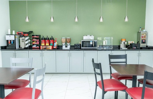 Burnside Hotel | Americas Best Value Inn Donaldsonville