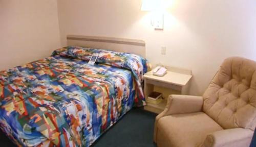 Jefferson City Hotel | Americas Best Value Inn Jefferson City
