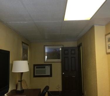 Clarkston Hotel | Americas Best Value Inn Stone Mountain Atlanta E