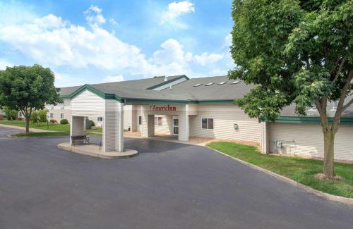 Boscobel Hotel | AmericInn by Wyndham Boscobel