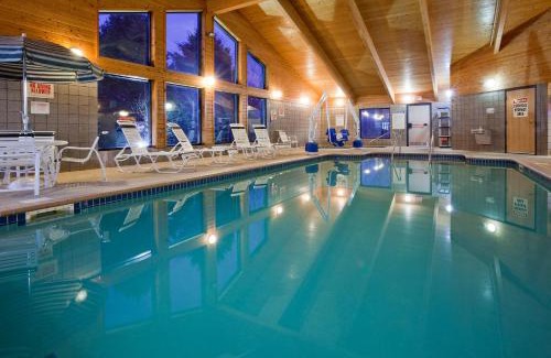 Princeton Hotel | AmericInn by Wyndham Princeton MN