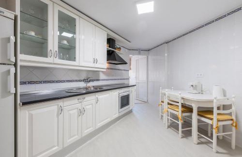 La Buhaira Apartment | Amicorum Parking