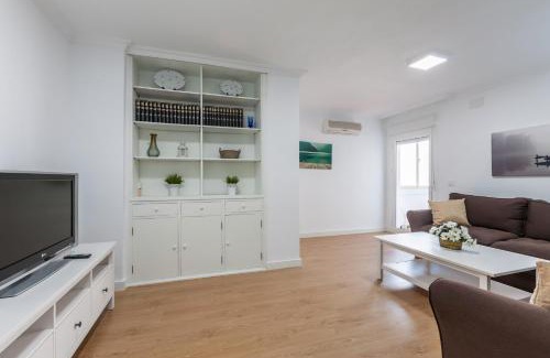 La Buhaira Apartment | Amicorum Parking