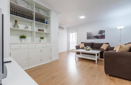 La Buhaira Apartment | Amicorum Parking