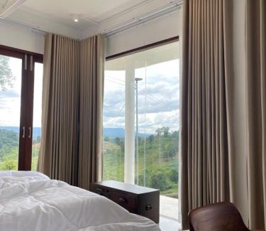 Wang Nam Khiao House | Amidst wind