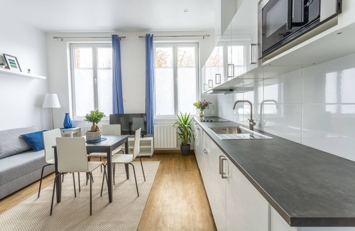 Saint-Honore - Jeanne d'Arc Apartment | Amiens-Picardie discover the charms of this other Venice .