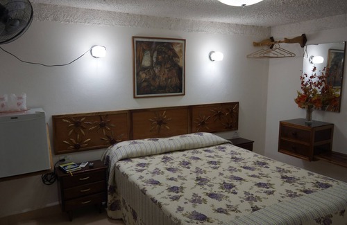 Cienfuegos House | Amigos de Barcelo