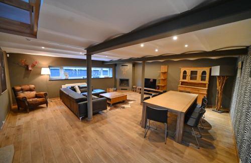 Nassogne House | Amilla