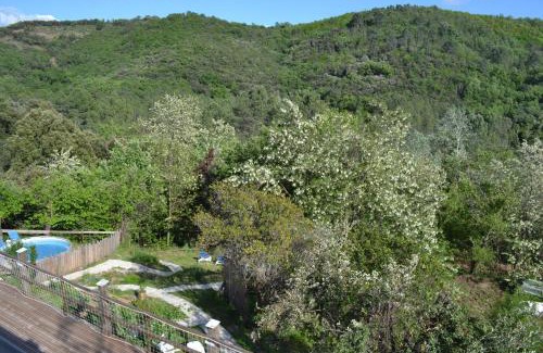 Saint-Sebastien-d'Aigrefeuille House | Amis gîte 2-4-5 pers avec jacuzzi entre Anduze et Alès