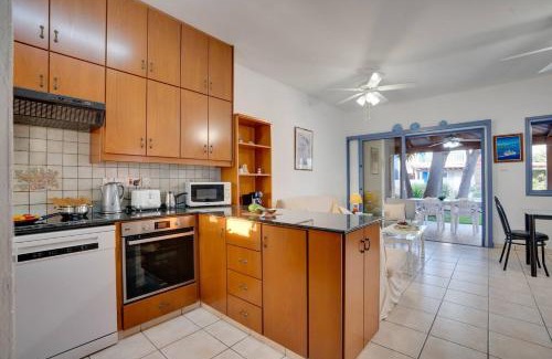 Pervolia House | Ammos Villa 20 Side Seaview