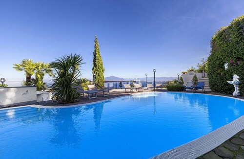 Priora Villa | AMORE RENTALS - Villa Bianca with Private Swimming Pool, Sea View, Terraces, Parking and Barbecue