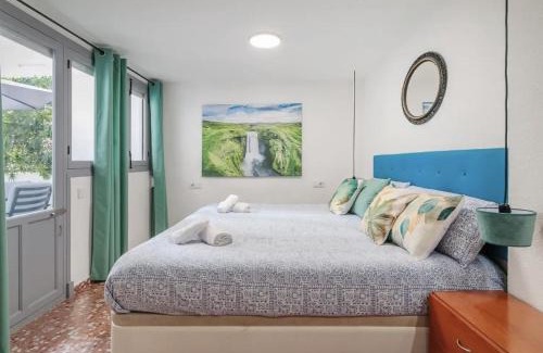 Campoamor Apartment | Amparo Home near ADDA Auditorium & Plaza de Toros Breakfast included