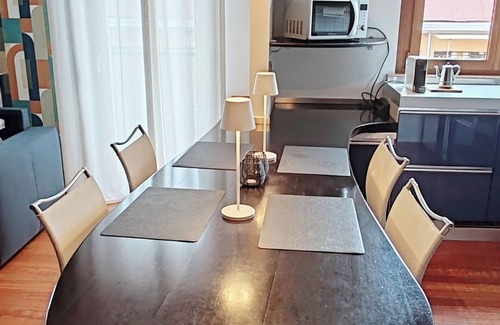Sud-Ovest Apartment | Ampio e Grazioso Appartamento Vicino la Fiera