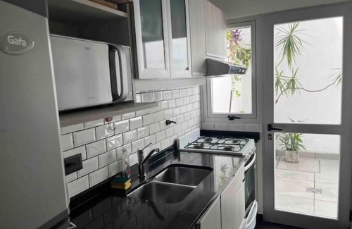 Comuna 15 Apartment | Amplio Estudio en Planta Baja con Seguridad