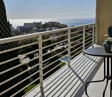 Torrequebrada Apartment | Amplio, luminoso y moderno Apartamento con amplia terraza y hermosas vistas en exclusiva urbanizacion