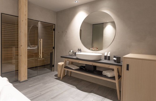 Schruns Hotel | Amrai Suites
