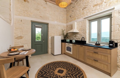 Sitia House | Amvikas Suite with Jacuzzi, Sitia