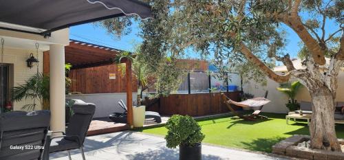 Isfiya House | Amy's paradis גן העדן של איימי