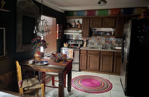 McAllen Apartment | An artist’s studio apartment showcasing Hispanic culture