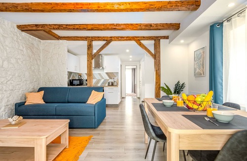 Audincourt Apartment | An authentic setting