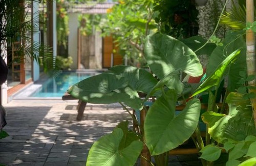 Cam An House | An Bang Rainbow Beach House