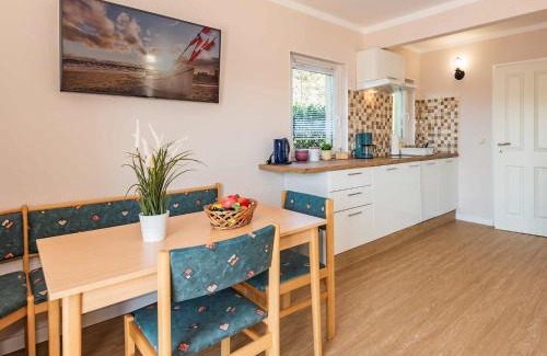 Neu Sallenthin Apartment | An den beiden Krebsseen - Ferienhäuser-Wohnungen