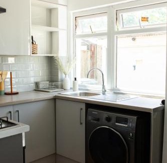 Beeston House | An entire 3 Bedroom house in Beeston United Kingdom