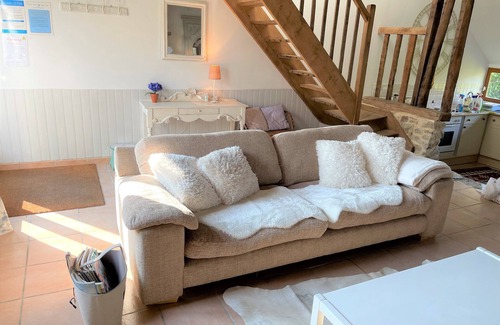 Barenton Cottage | An exquisite romantic gite, ideal for couples. 10% off Brittany ferries